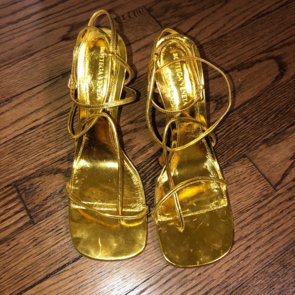 Bottega Veneta sandals . Great condition. Size 39 1/2